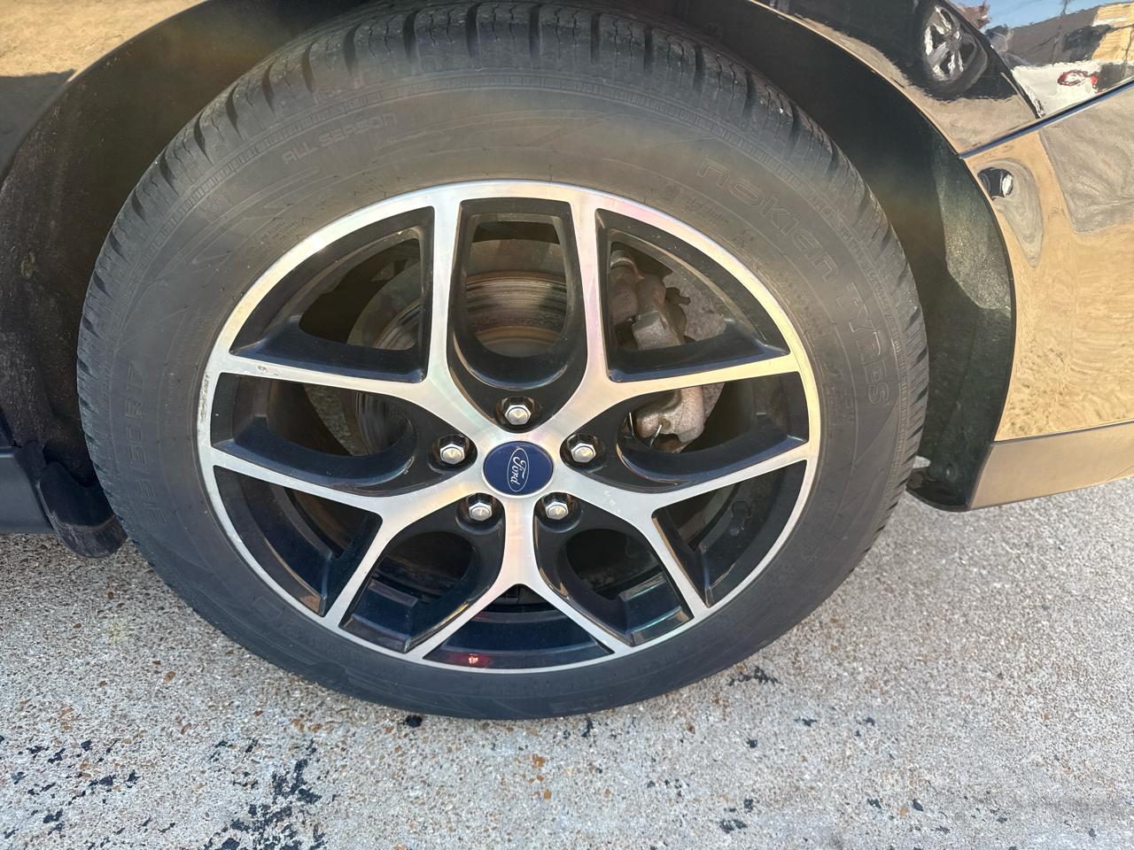 Ford Focus SEL 4D Sedan 2018