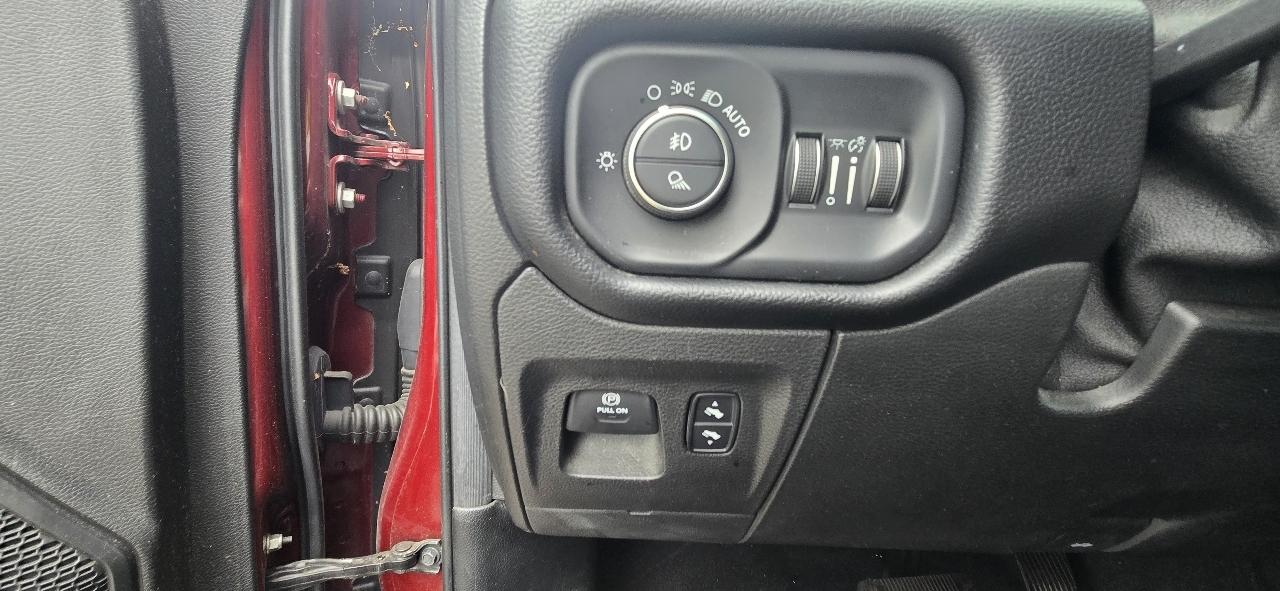 RAM 1500 Big Horn Crew Cab SWB 2WD 2019
