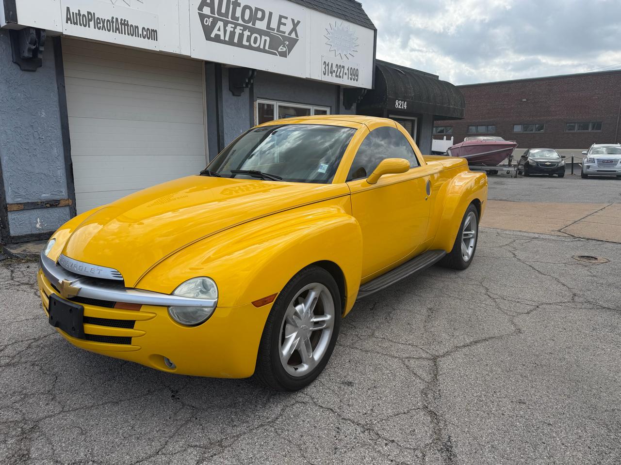 Chevrolet SSR Base 2004