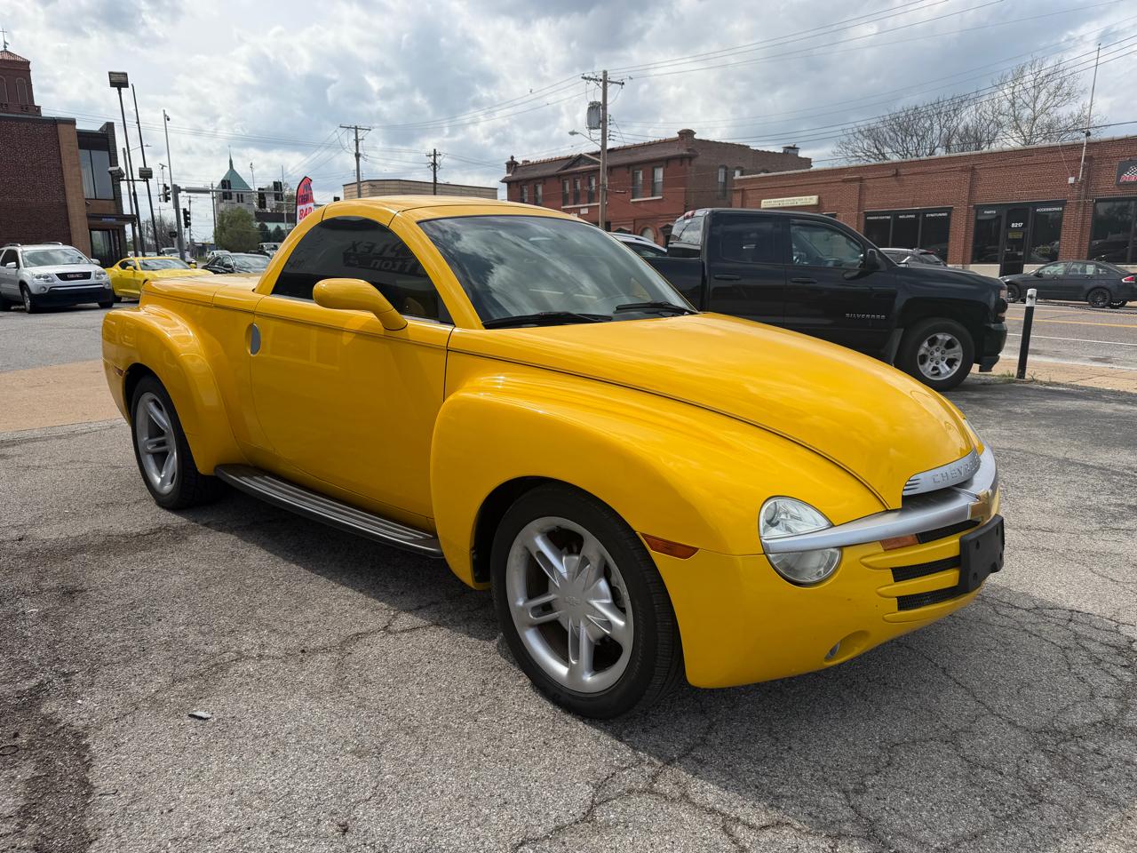 Chevrolet SSR Base 2004