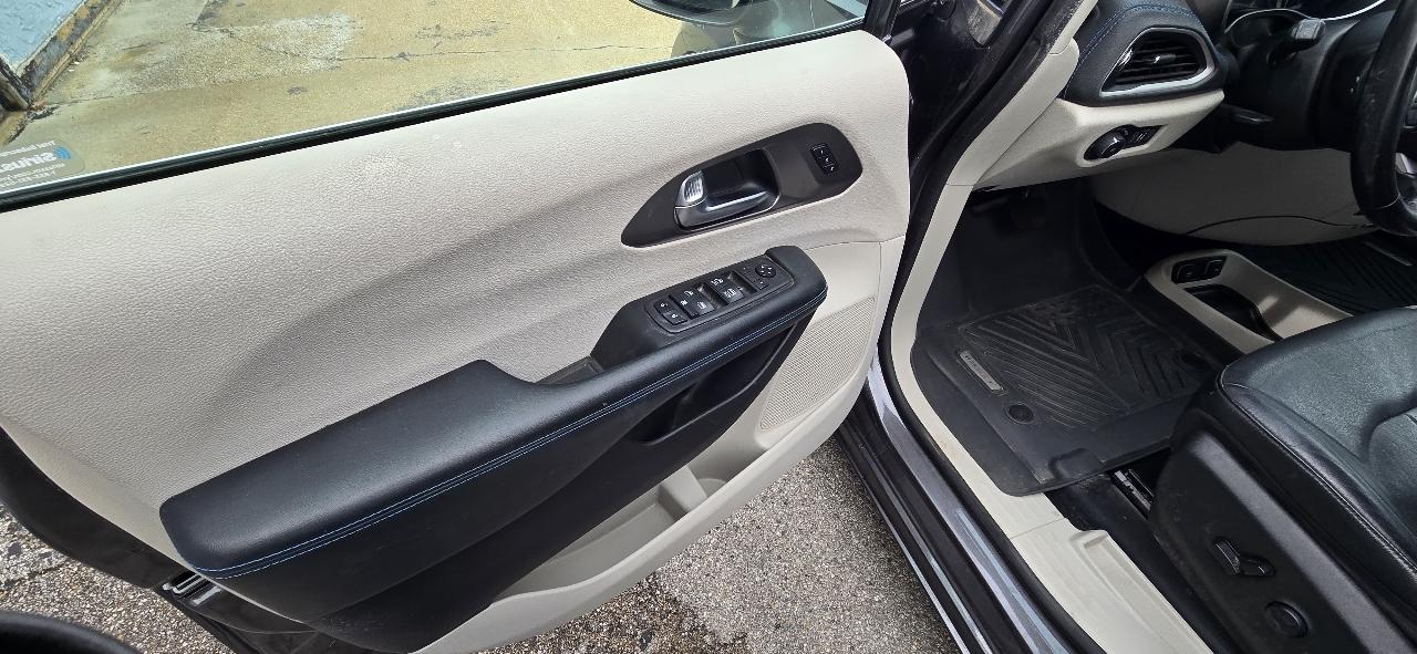 Chrysler Pacifica Touring-L 2021