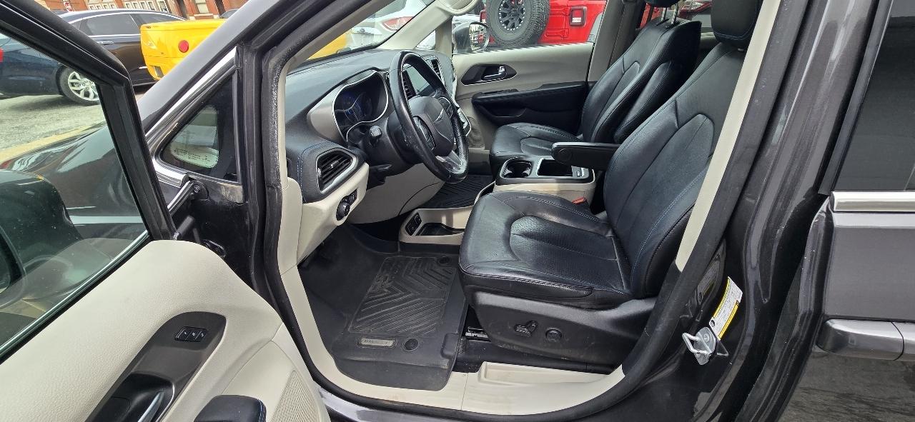 Chrysler Pacifica Touring-L 2021