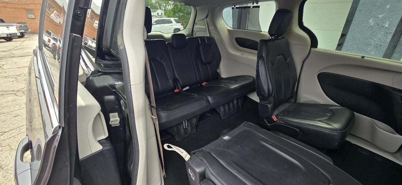 Chrysler Pacifica Touring-L 2021