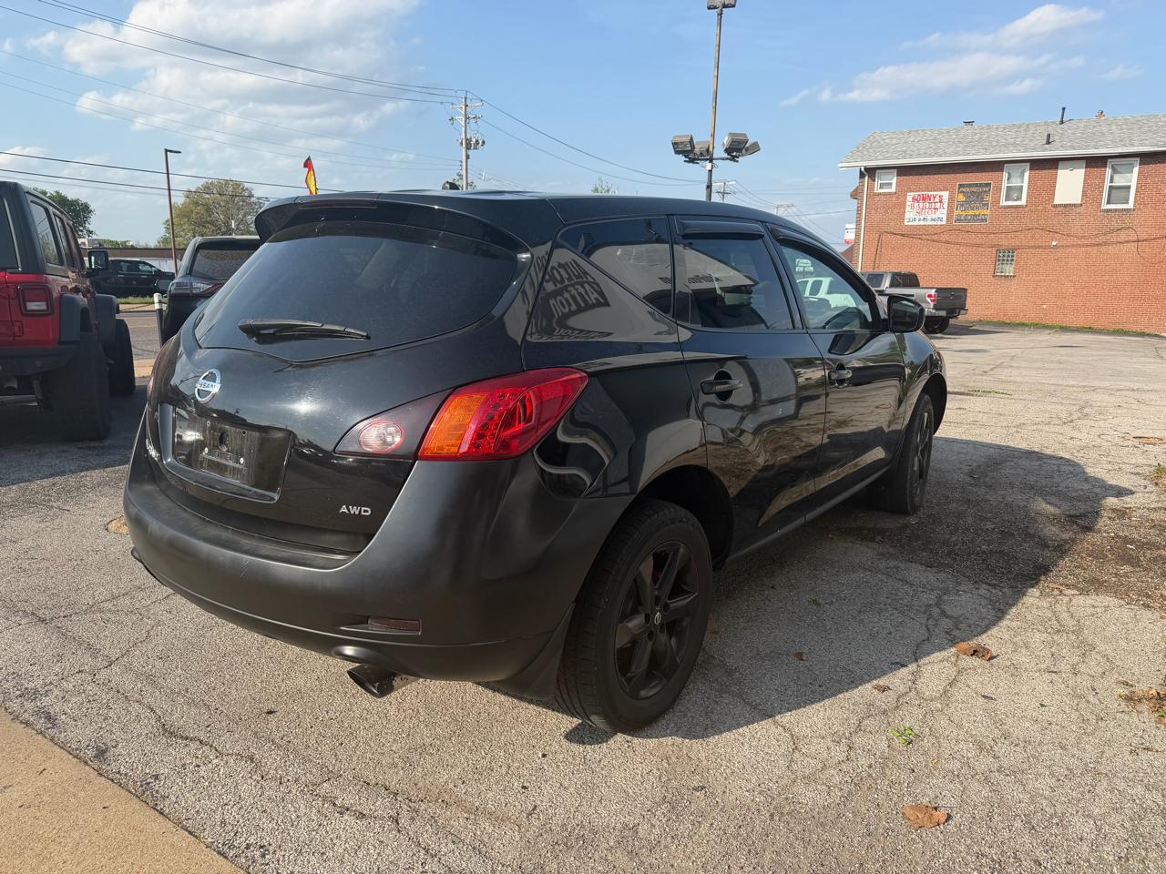 Nissan Murano S AWD 2010
