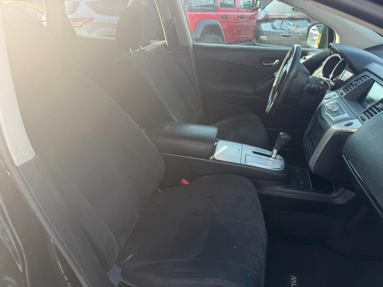 Nissan Murano S AWD 2010