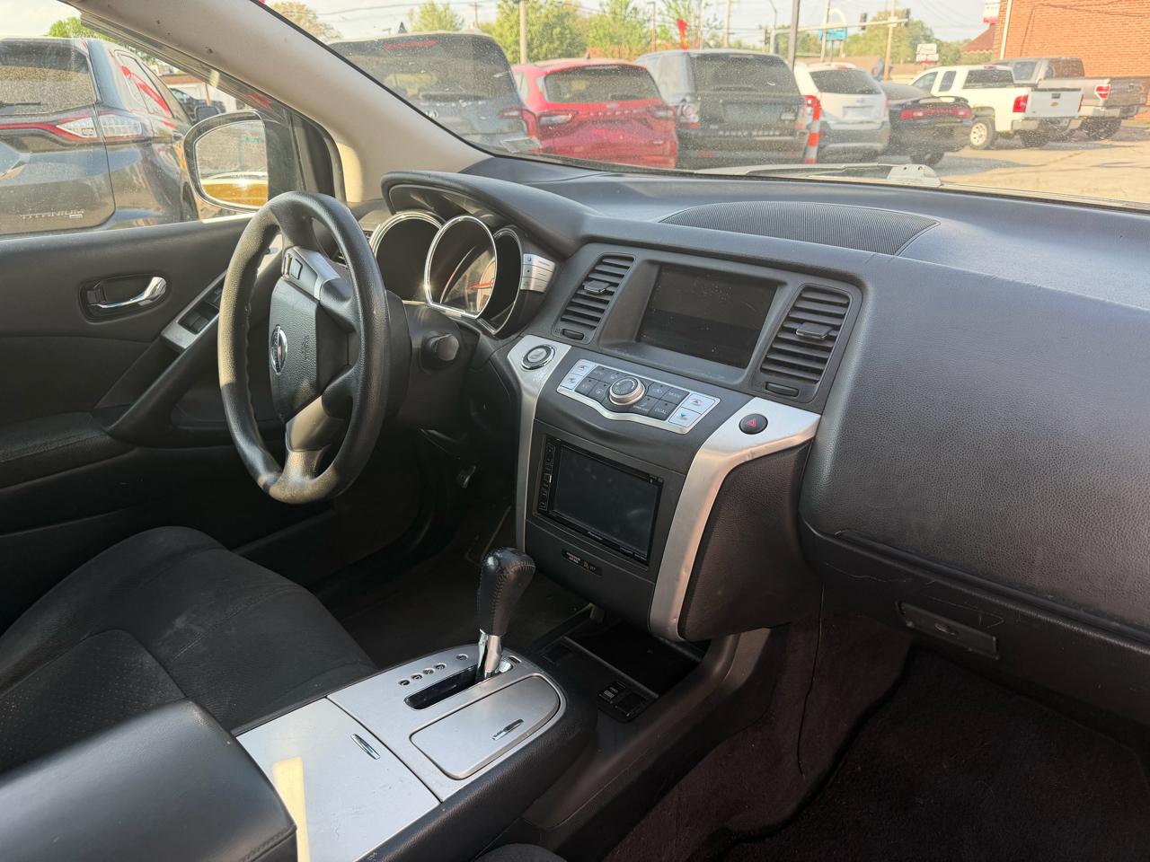 Nissan Murano S AWD 2010