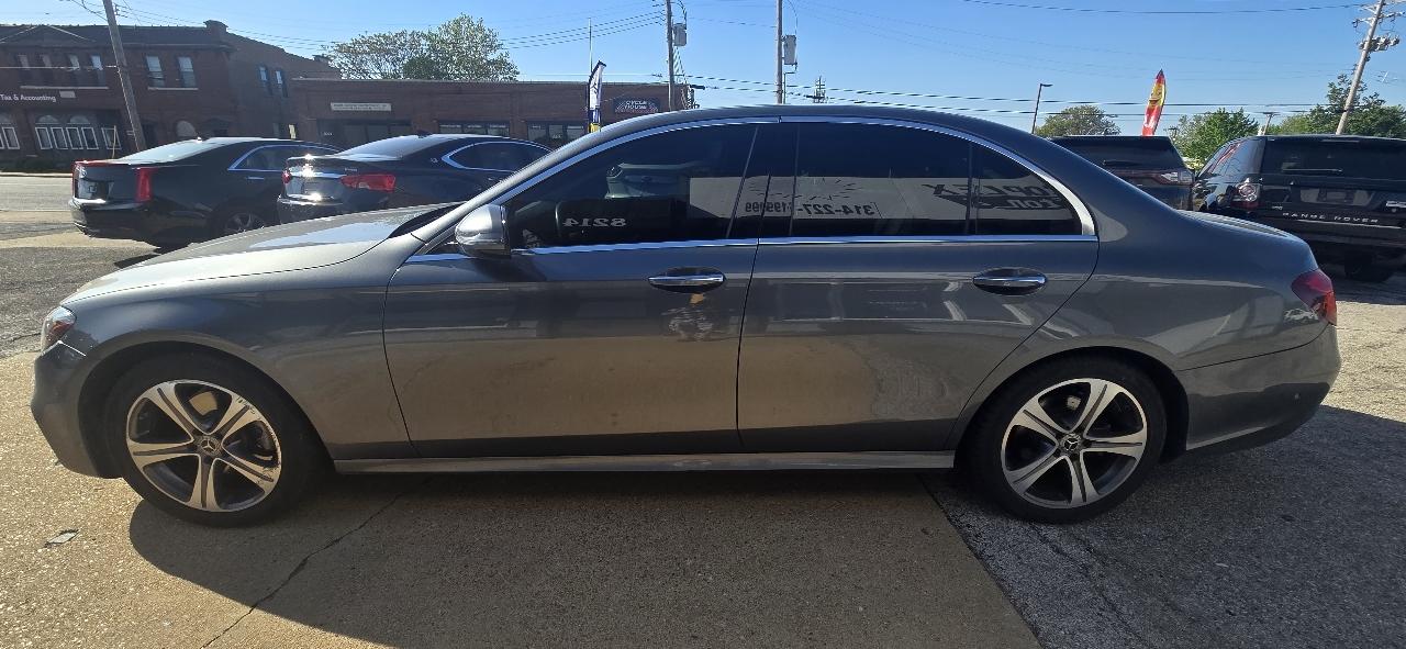 Mercedes-Benz E-Class E300 Luxury 4MATIC Sedan 2018