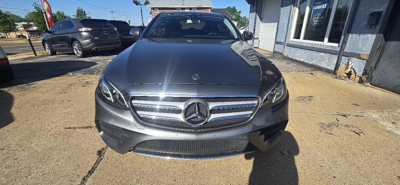 Mercedes-Benz E-Class E300 Luxury 4MATIC Sedan 2018