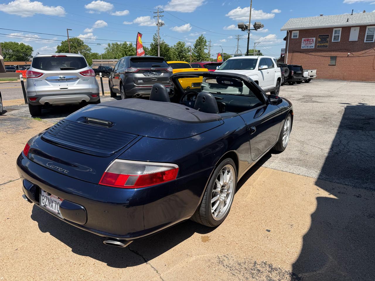 Porsche 911 Carrera Cabriolet 2003