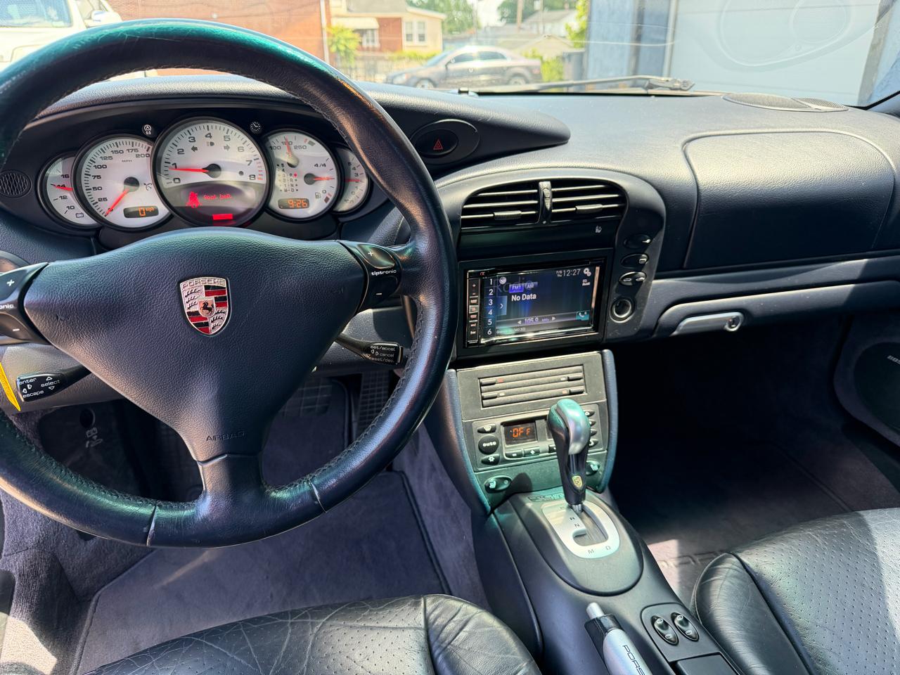 Porsche 911 Carrera Cabriolet 2003