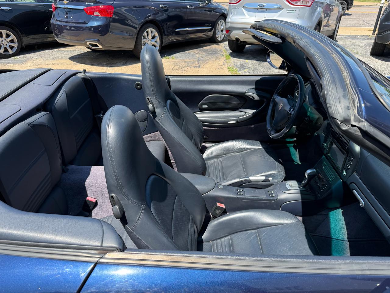 Porsche 911 Carrera Cabriolet 2003