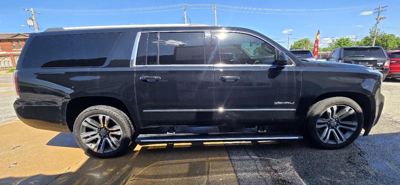 GMC Yukon XL Denali 4WD 2018
