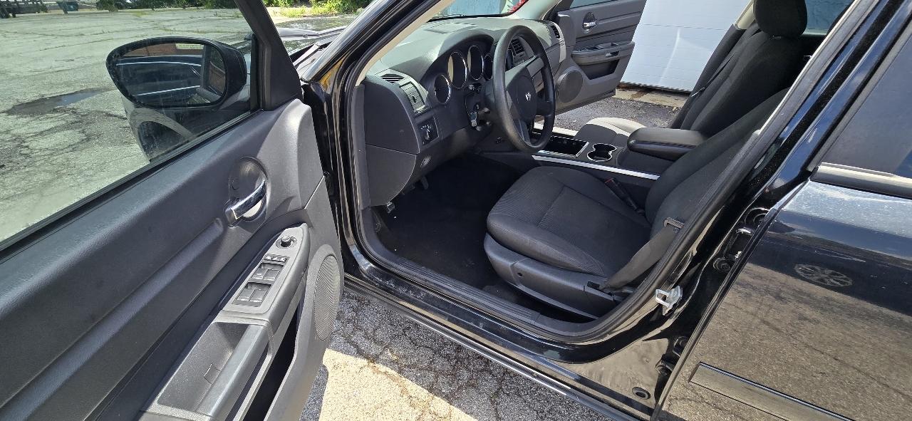 Dodge Charger SE 2008