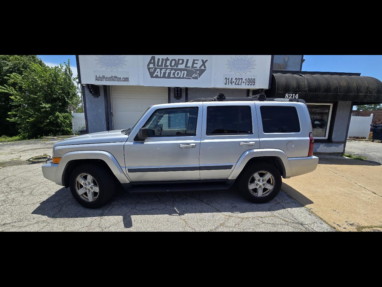 2008 Jeep Commander Sport 4WD