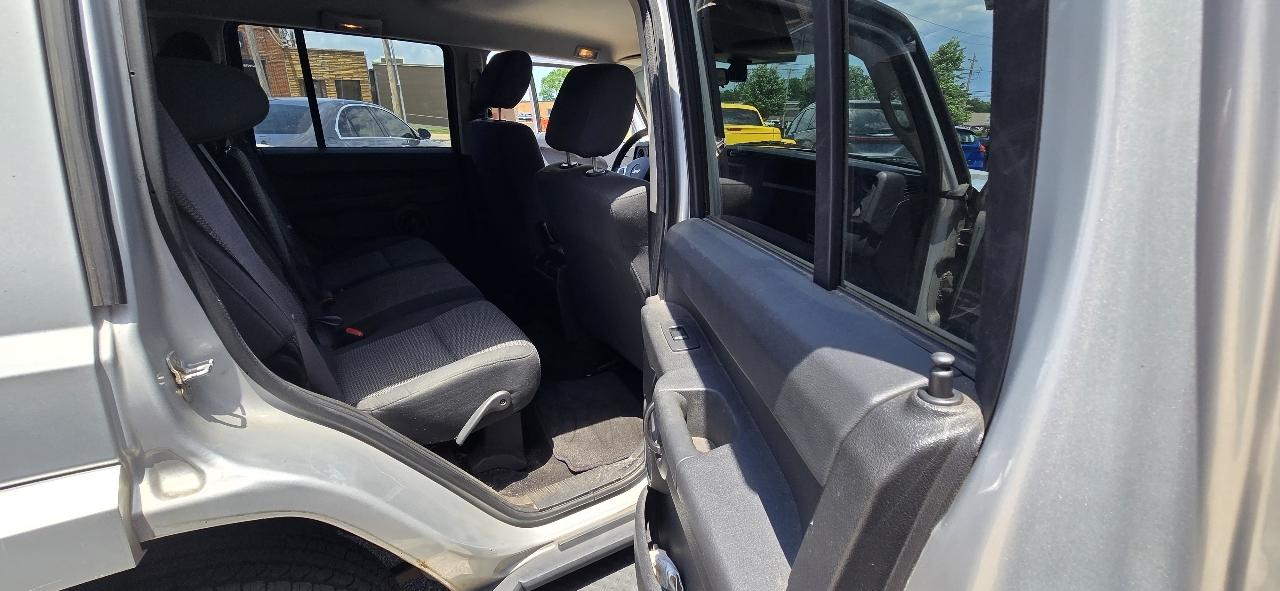 Jeep Commander Sport 4WD 2008