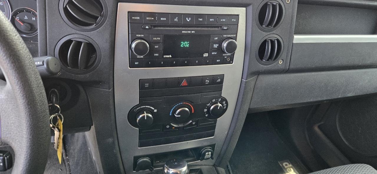 Jeep Commander Sport 4WD 2008