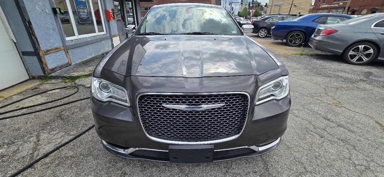 Chrysler 300 Limited RWD 2019