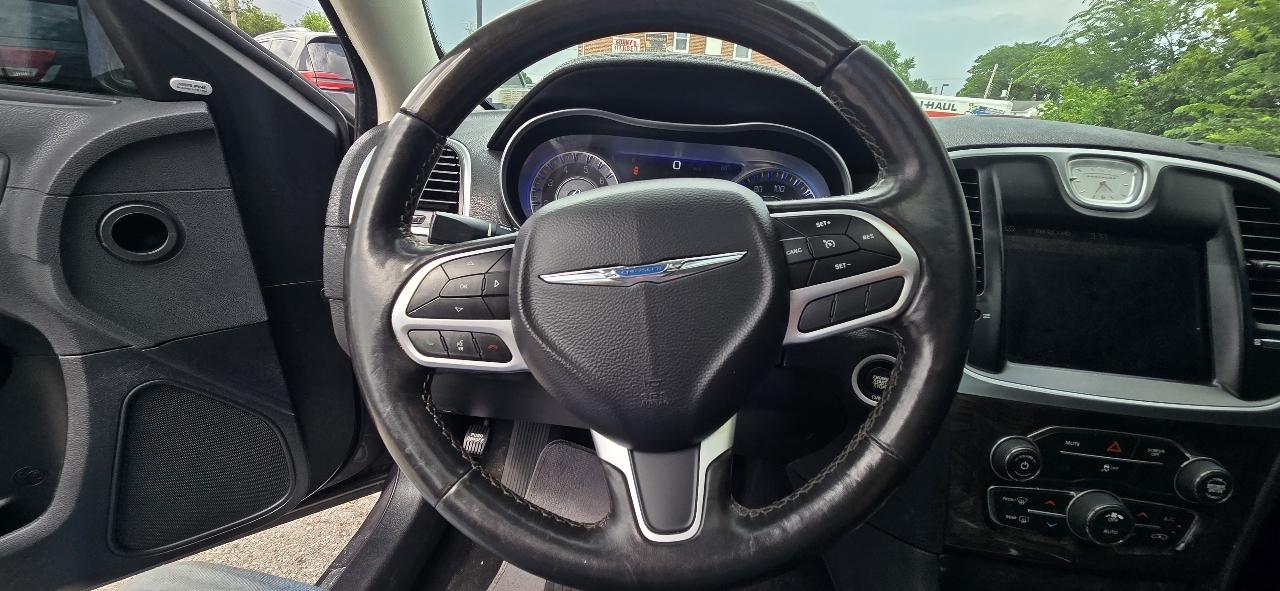 Chrysler 300 Limited RWD 2019