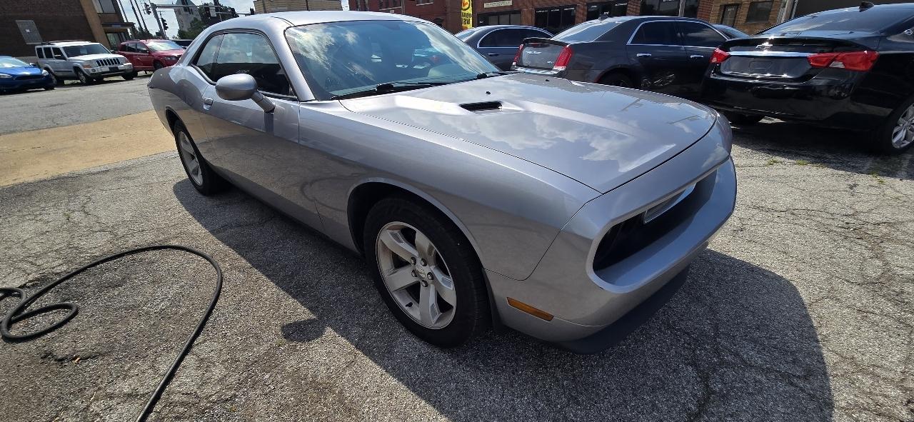 Dodge Challenger  2013