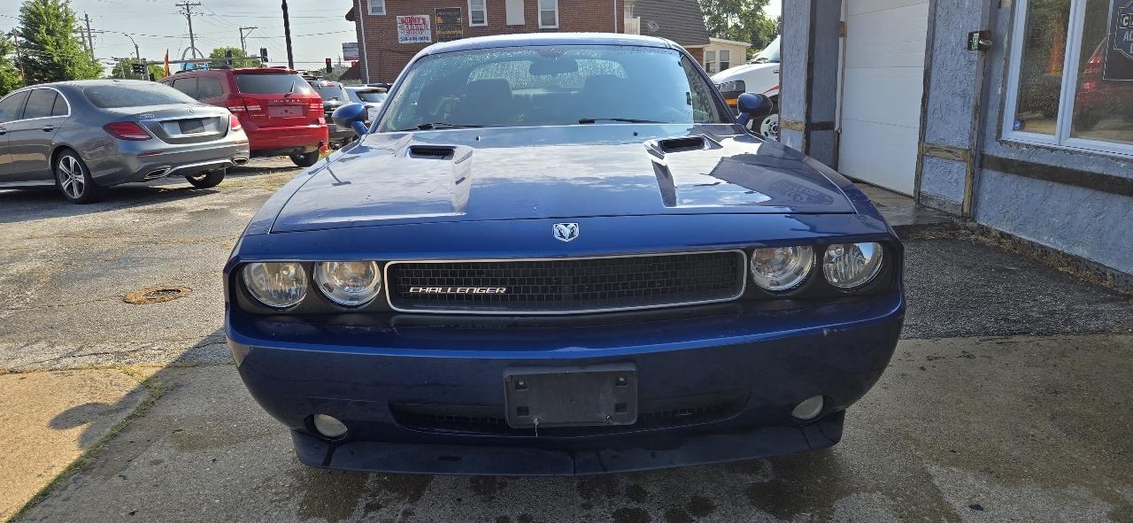 Dodge Challenger SE 2010