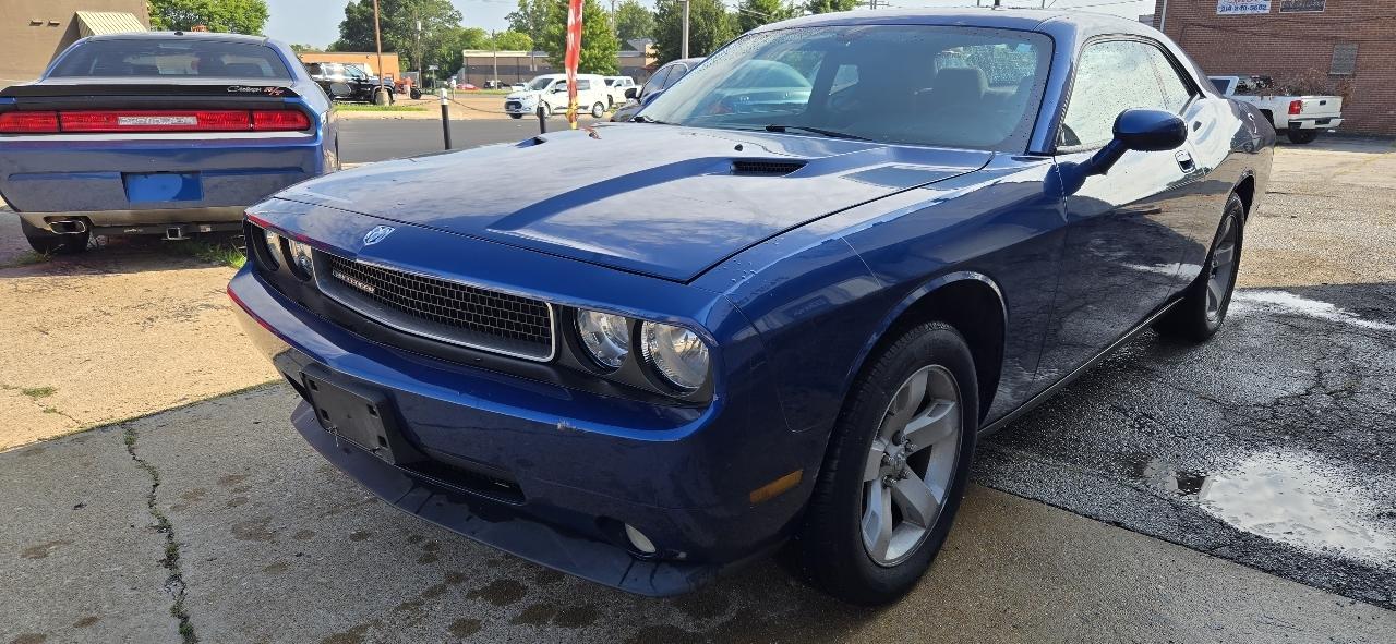 Dodge Challenger SE 2010