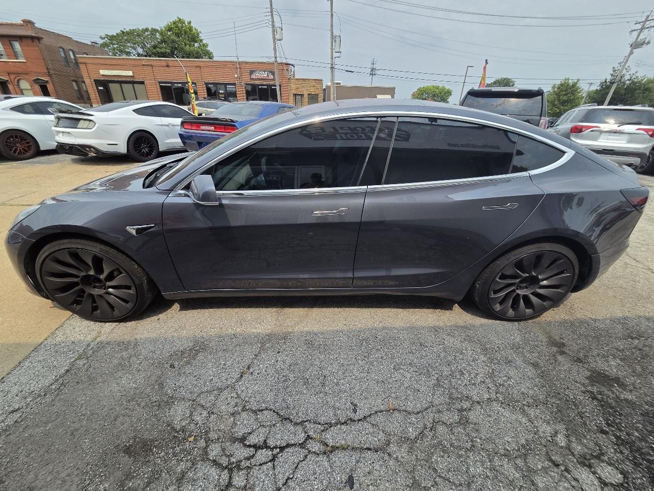 Tesla Model 3 Base 2018
