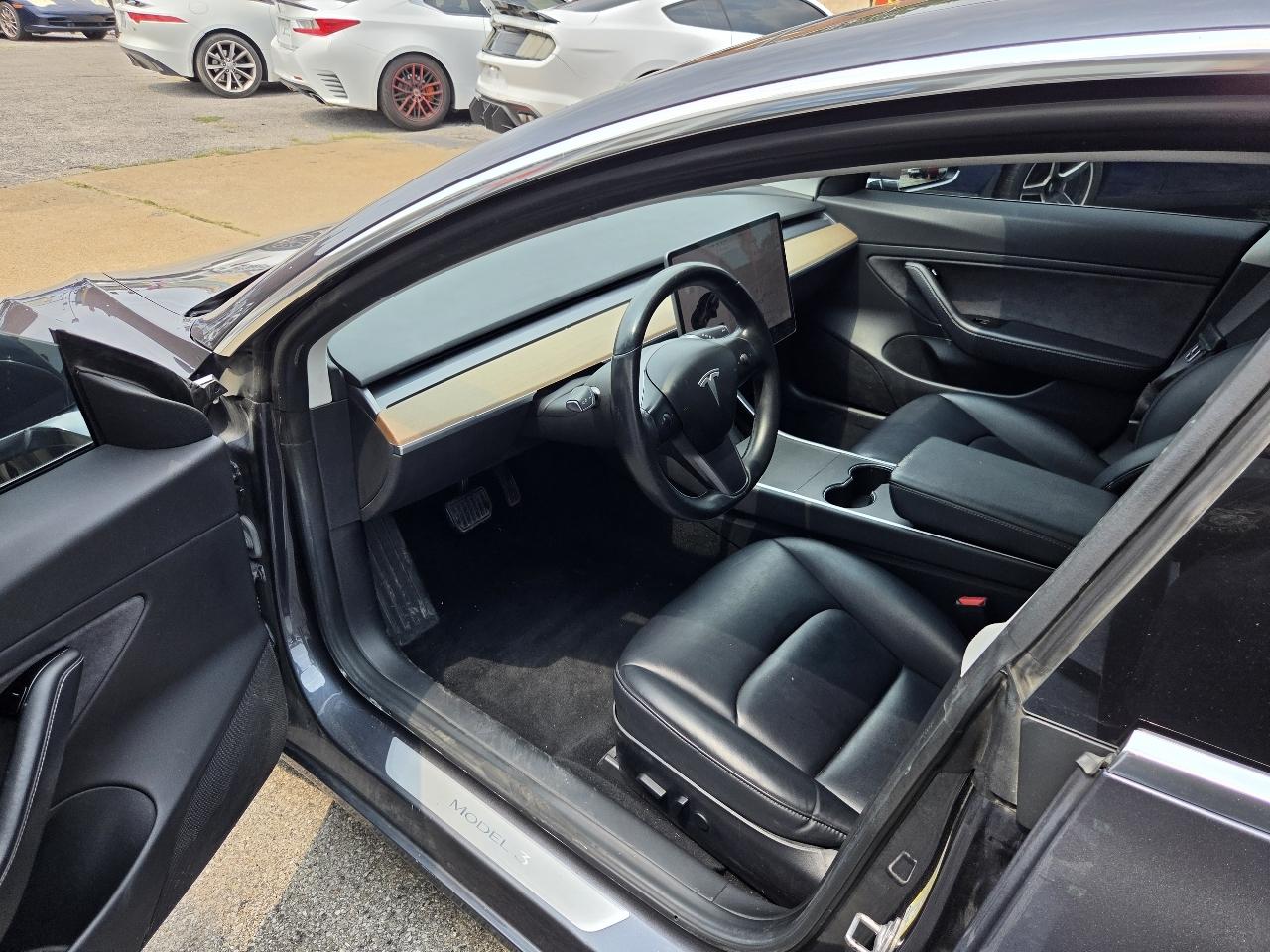 Tesla Model 3 Base 2018