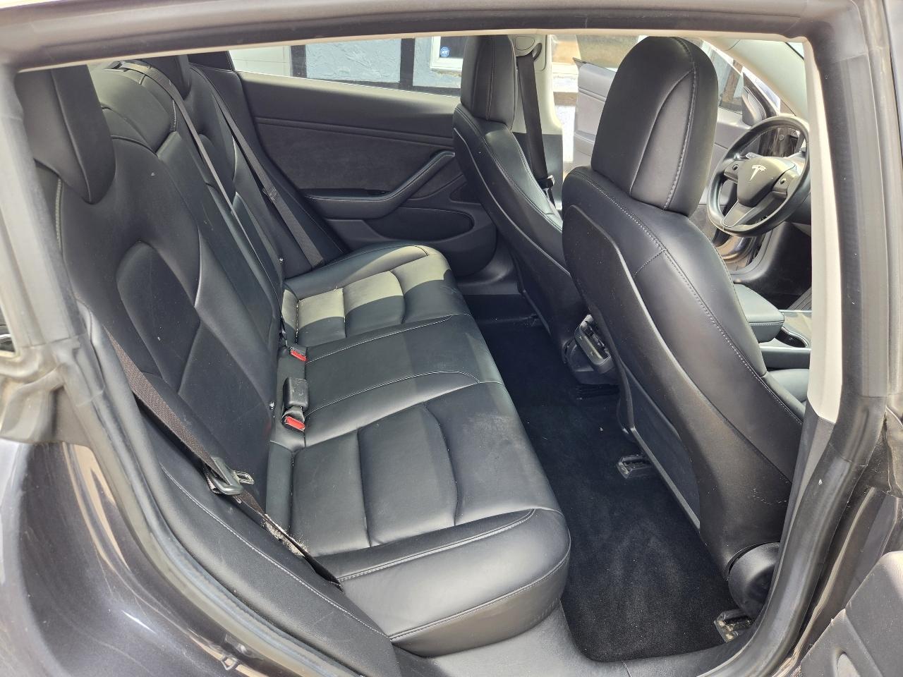 Tesla Model 3 Base 2018