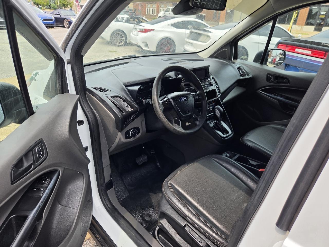 Ford Transit Connect Cargo Van XL LWB 2022