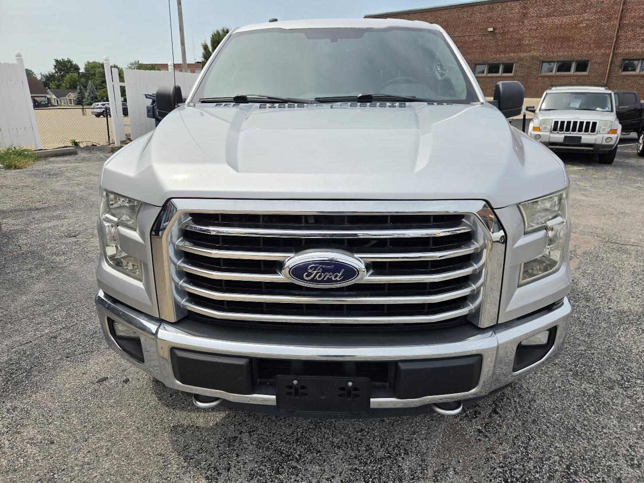 Ford F-150 XL SuperCrew 5.5-ft. Bed 4WD 2016