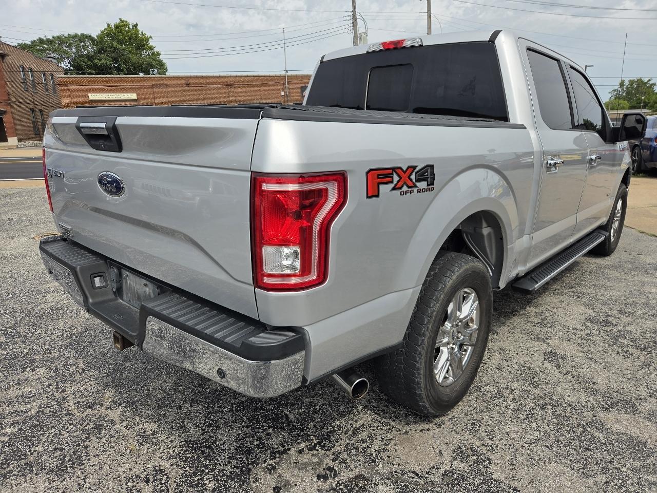 Ford F-150 XL SuperCrew 5.5-ft. Bed 4WD 2016
