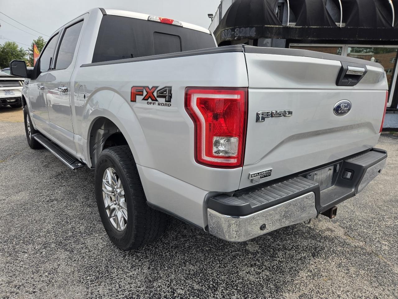 Ford F-150 XL SuperCrew 5.5-ft. Bed 4WD 2016