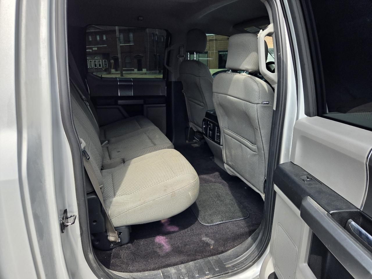 Ford F-150 XL SuperCrew 5.5-ft. Bed 4WD 2016