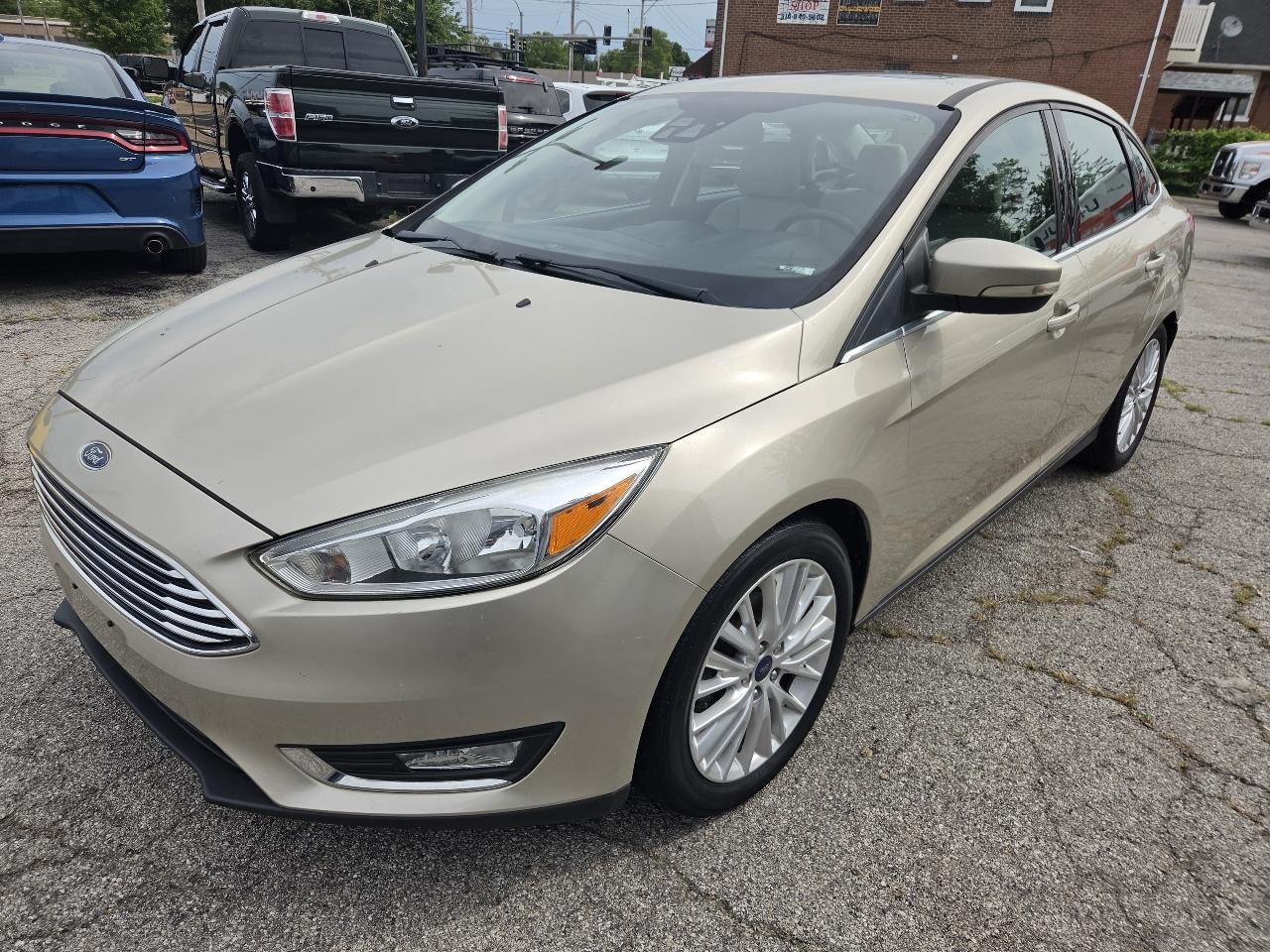 Ford Focus Titanium Sedan 2017