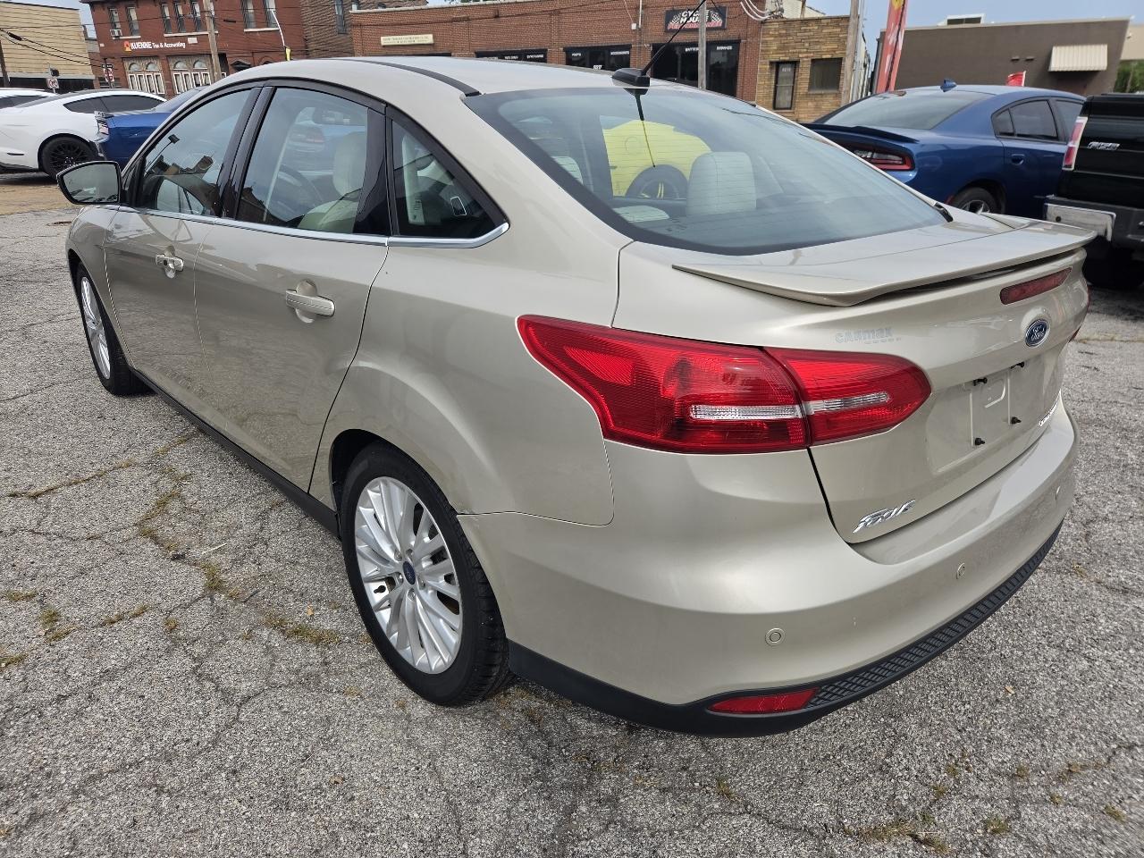 Ford Focus Titanium Sedan 2017