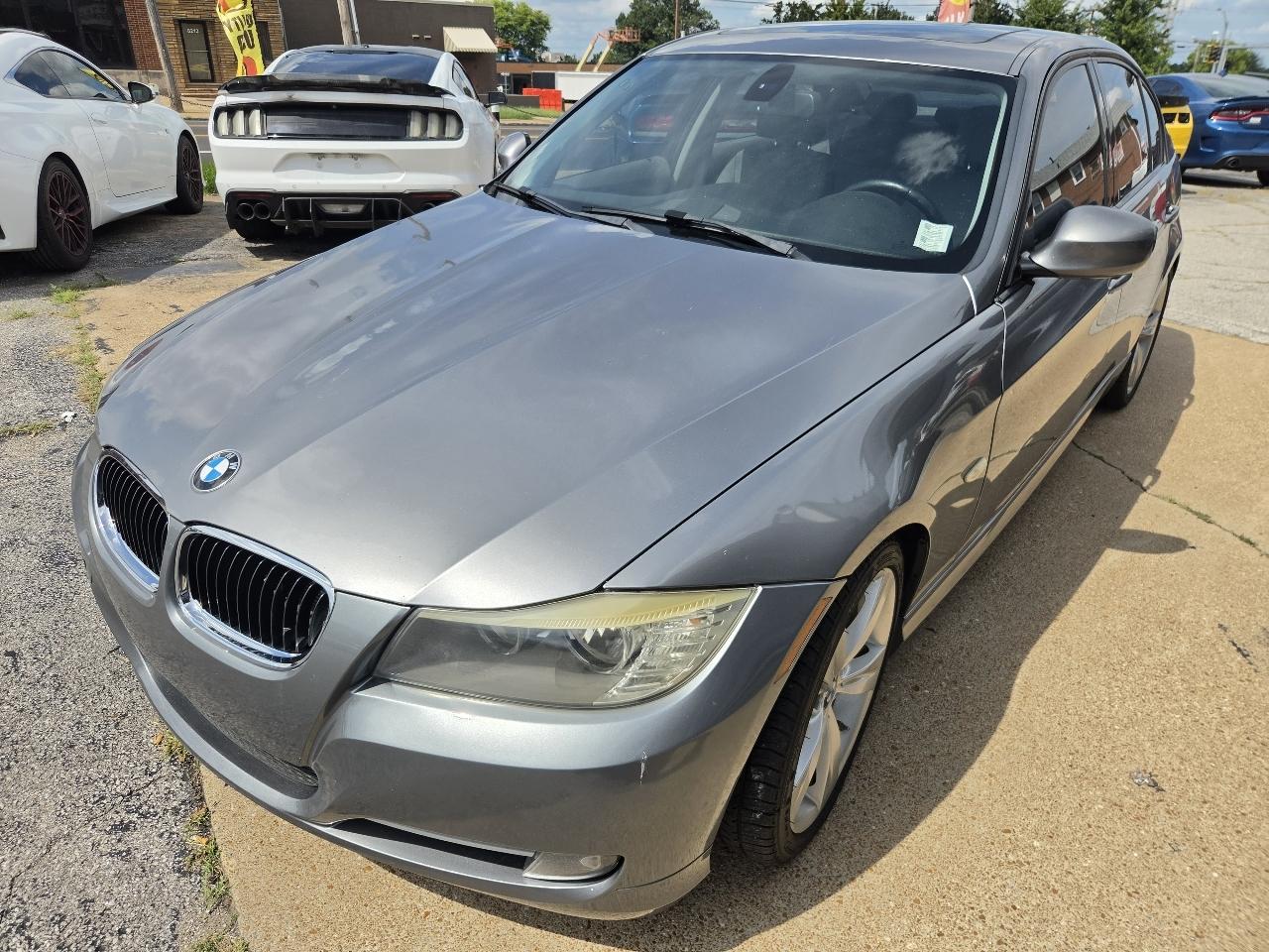 BMW 3-Series 335i 2011