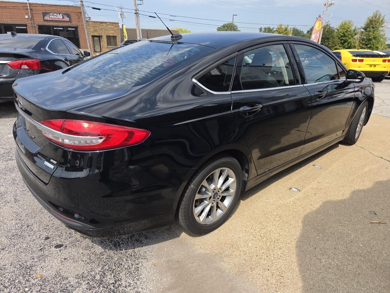 Ford Fusion SE 2017