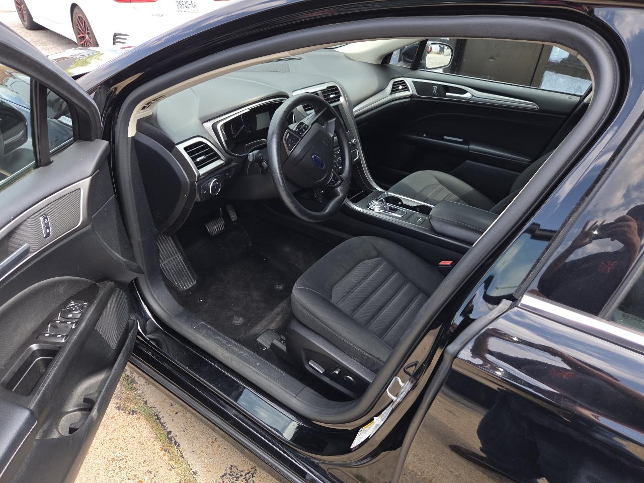 Ford Fusion SE 2017