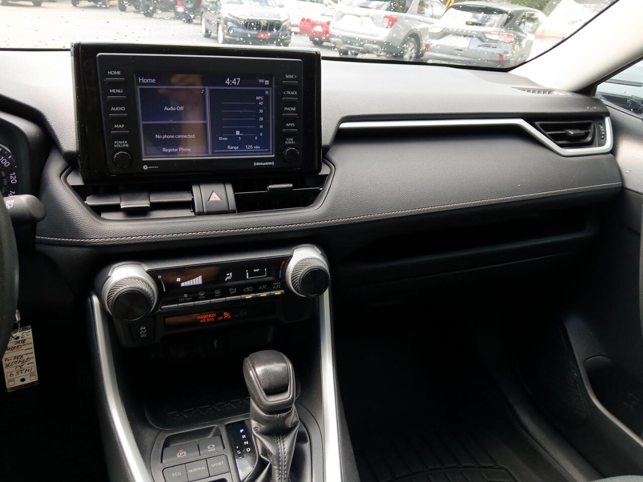 Toyota RAV4 LE 2021 Toyota RAV4 LE 2021