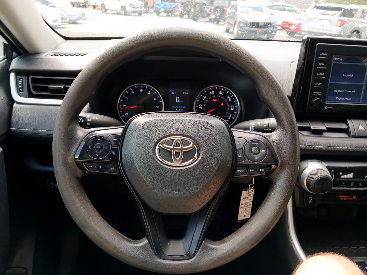 Toyota RAV4 LE 2021 Toyota RAV4 LE 2021