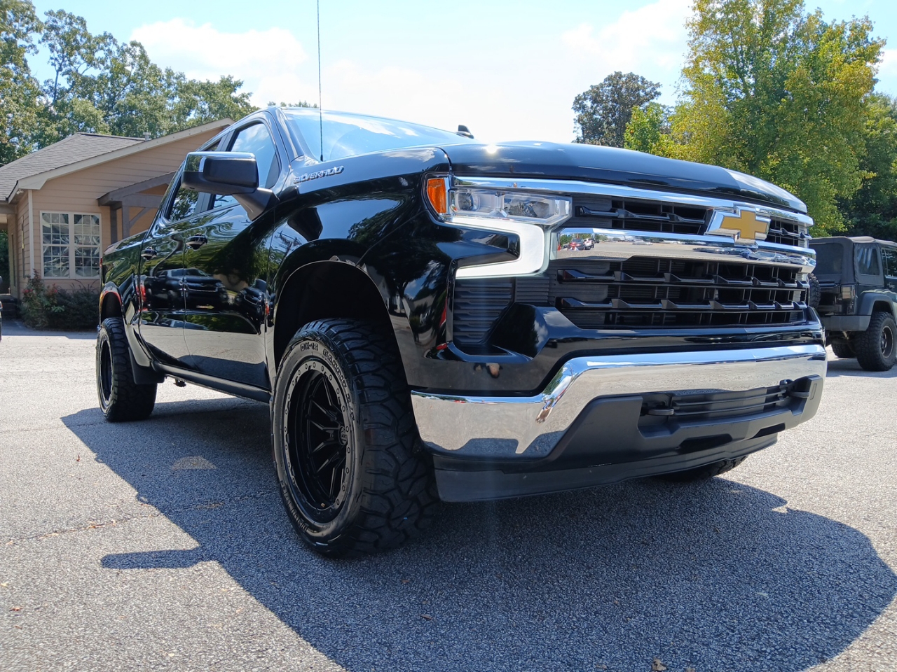 Chevrolet Silverado 1500 4WD Crew Cab 143.5" LT 2023 Chevrolet Silverado 1500 4WD Crew Cab 143.5" LT 2023