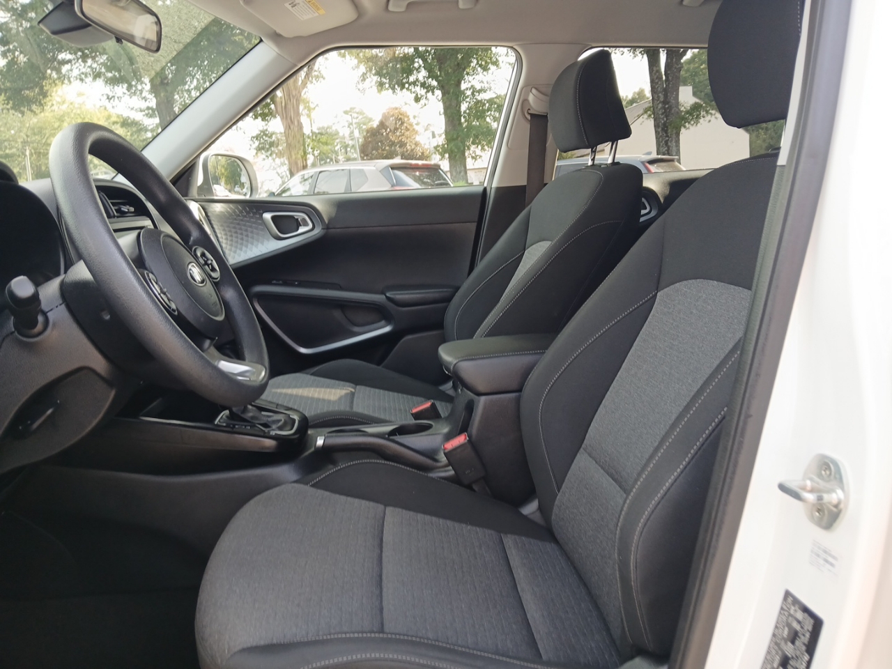 2021 Kia Soul LX S X-Line photo 18