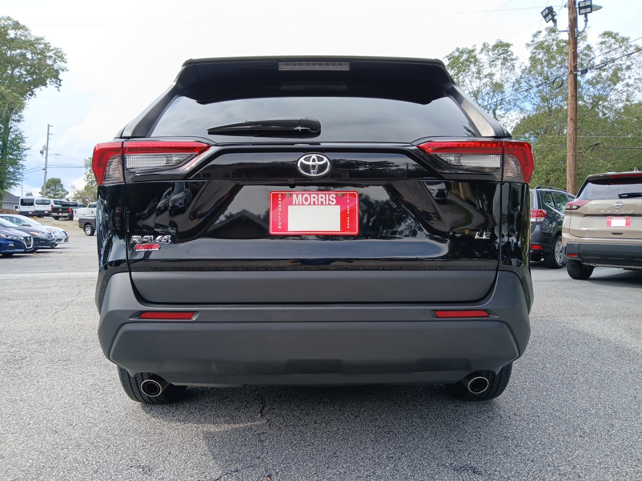 2021 Toyota RAV4 LE photo 5