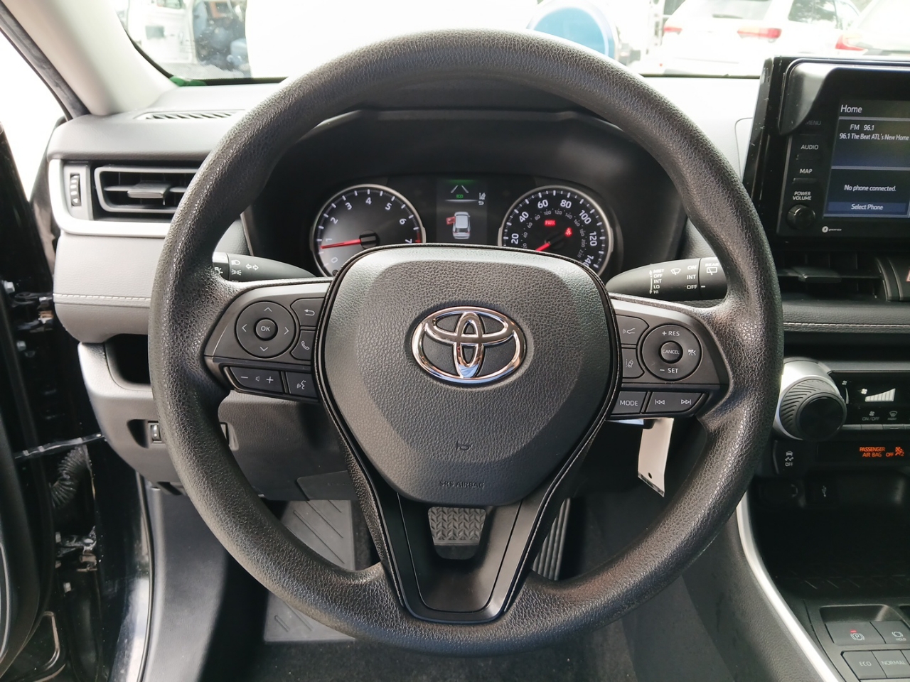 2021 Toyota RAV4 LE photo 19