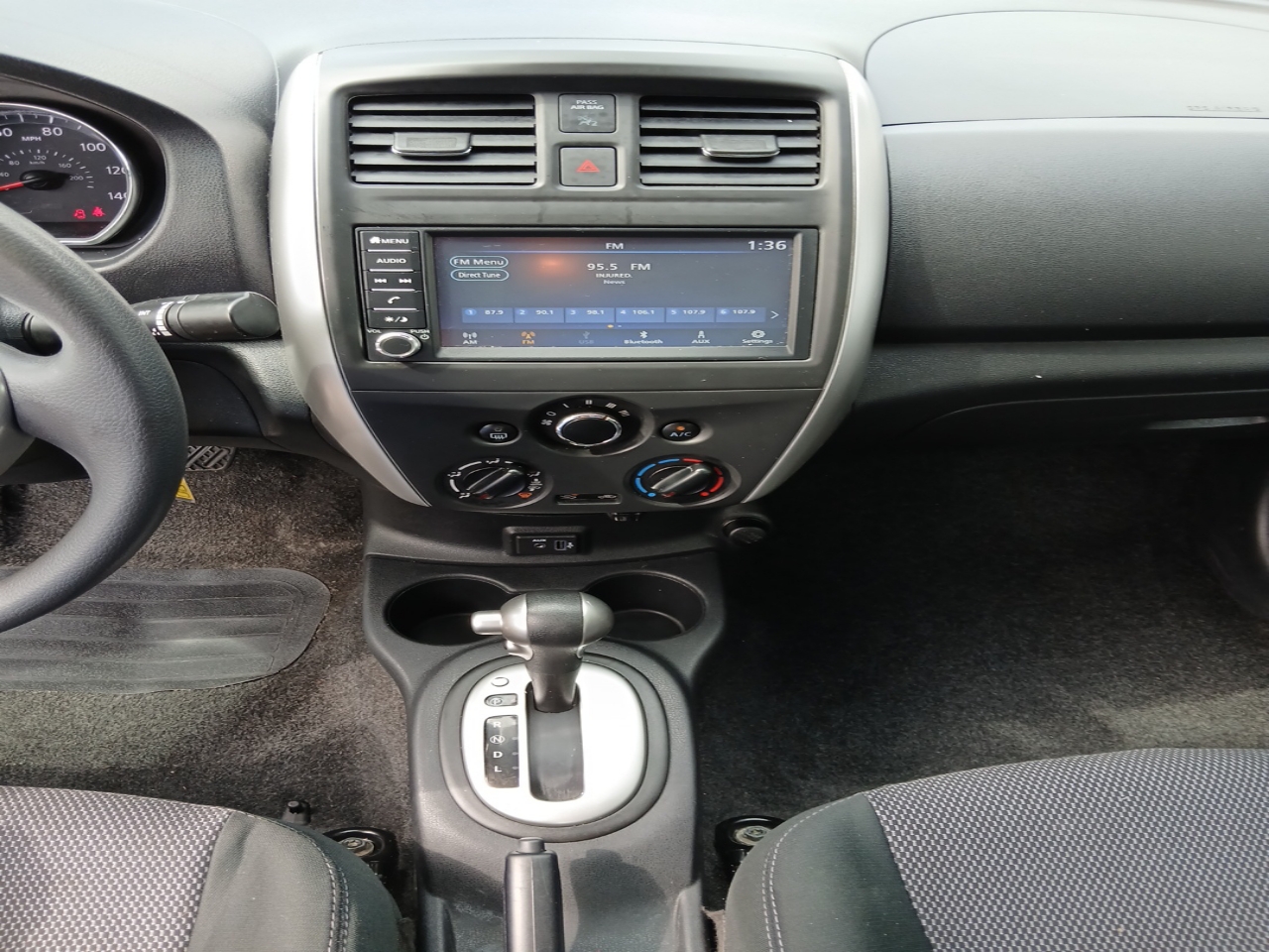 2019 Nissan Versa 1.6 S photo 18