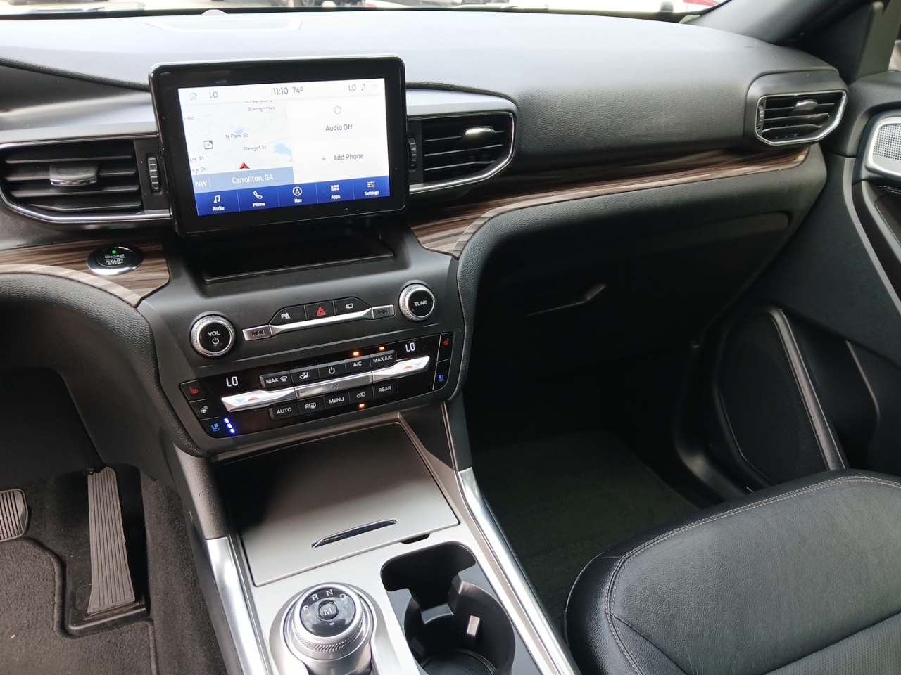 2020 Ford Explorer Limited photo 23