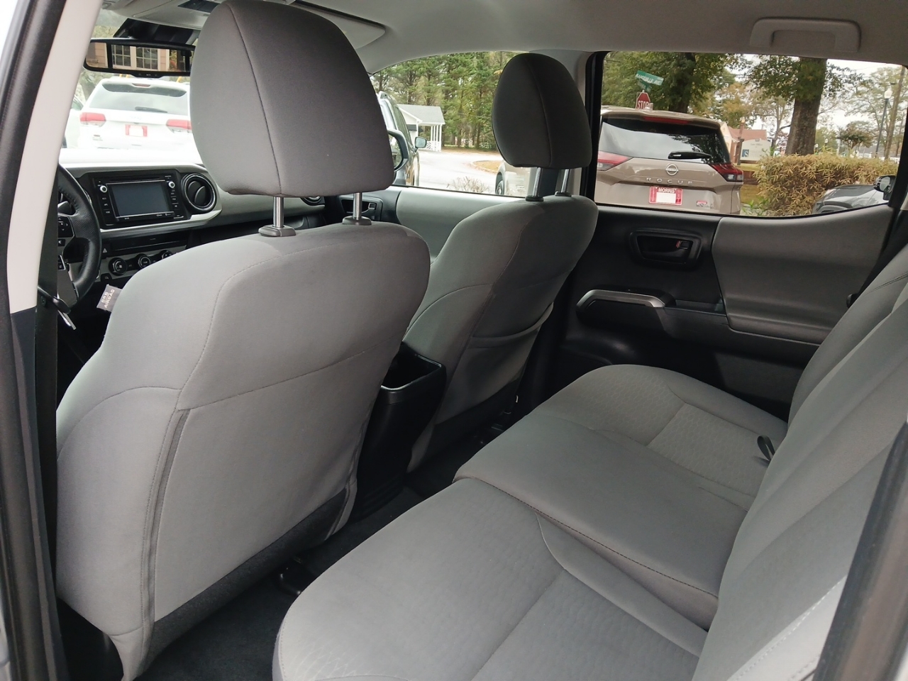 Toyota Tacoma 4WD Double Cab V6 AT SR5 (Natl) 2018 Toyota Tacoma 4WD Double Cab V6 AT SR5 (Natl) 2018