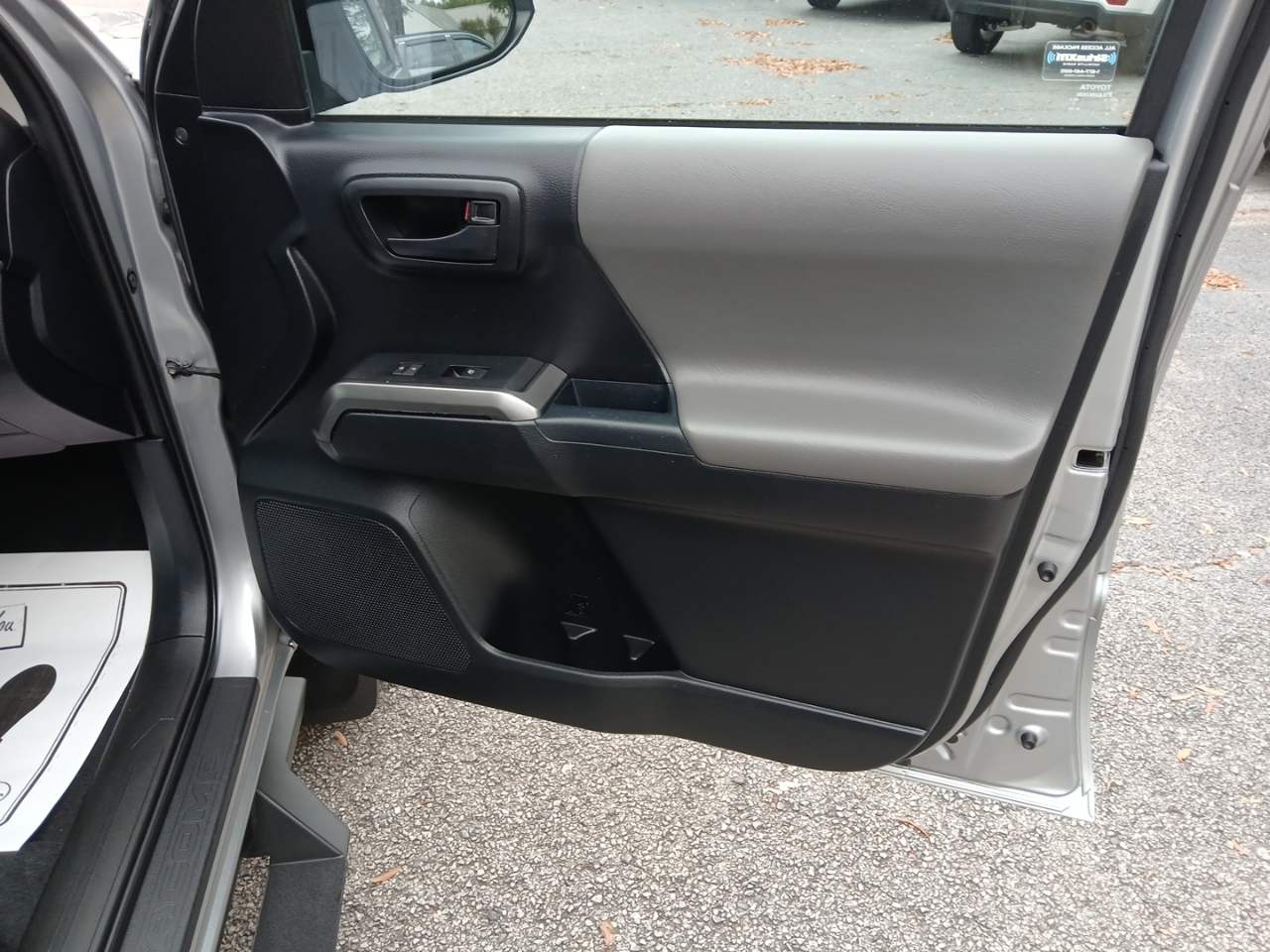 Toyota Tacoma 4WD Double Cab V6 AT SR5 (Natl) 2018 Toyota Tacoma 4WD Double Cab V6 AT SR5 (Natl) 2018