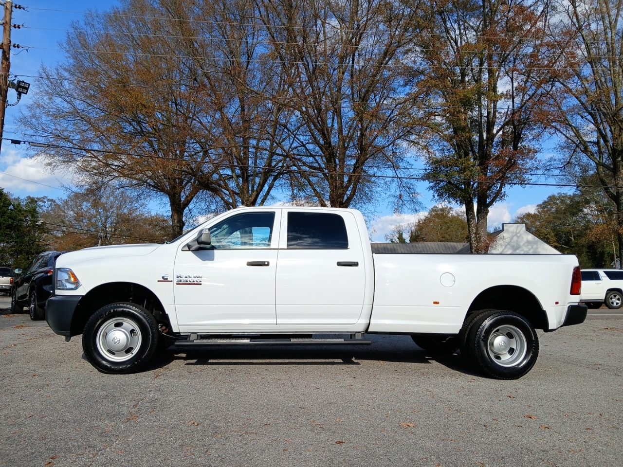 2018 RAM 3500 Tradesman Crew Cab 4WD DRW