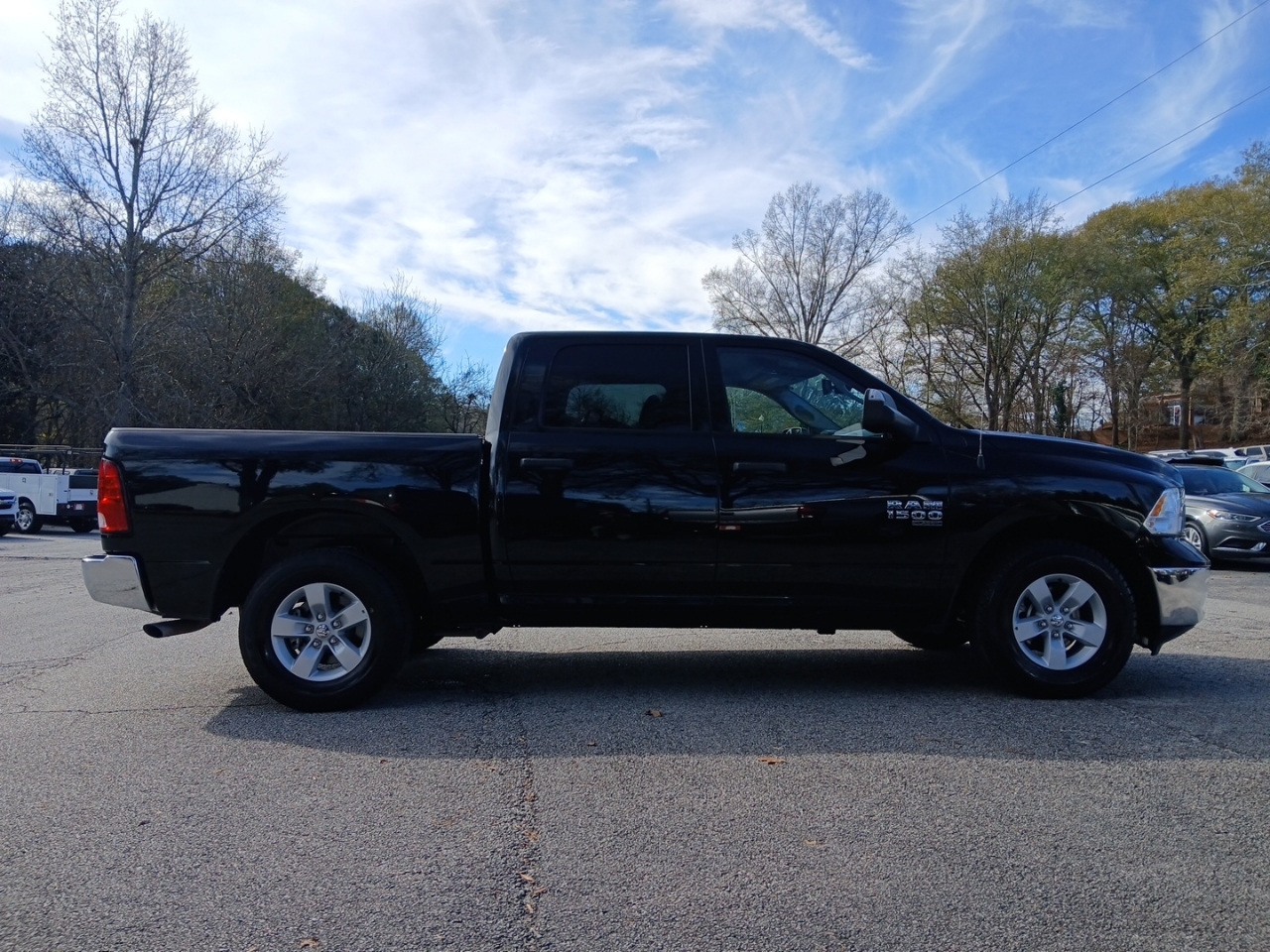 RAM 1500 Classic Tradesman Crew Cab SWB 2WD 2023